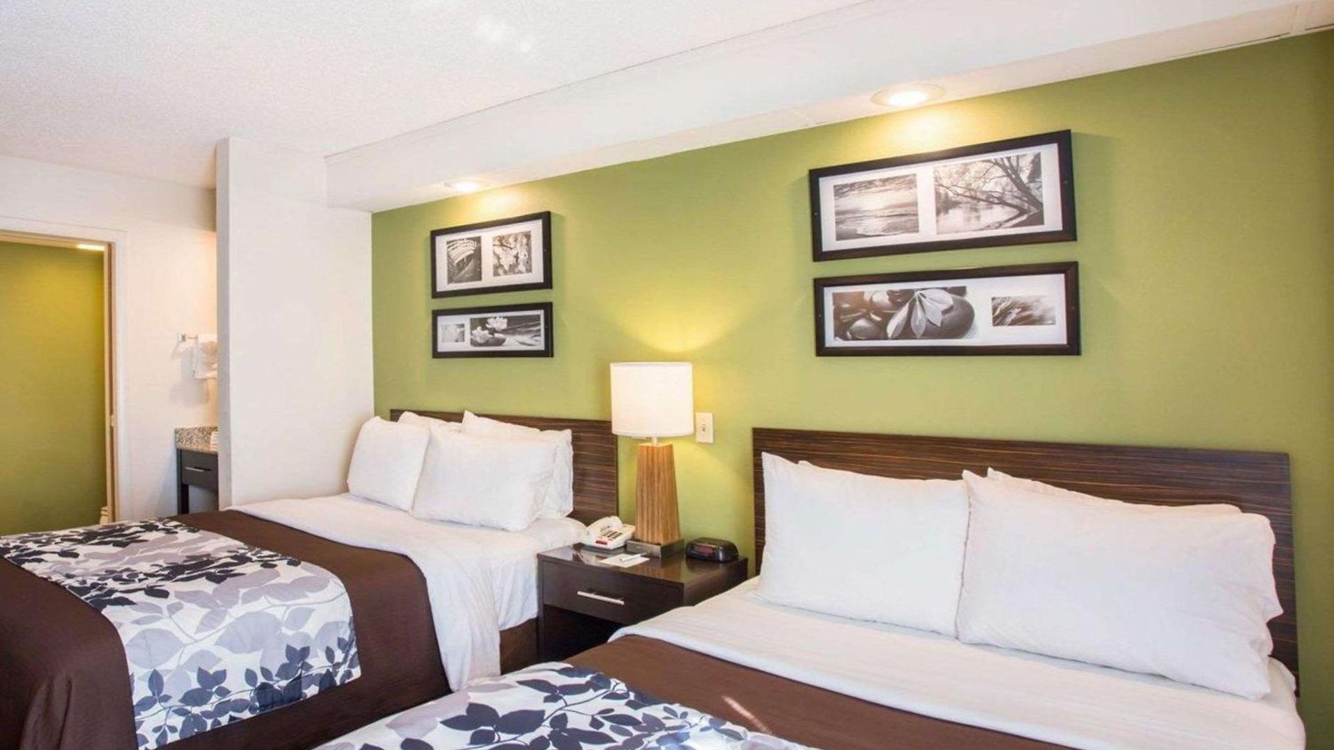 Inn Sleep North - Downtown Area 4*