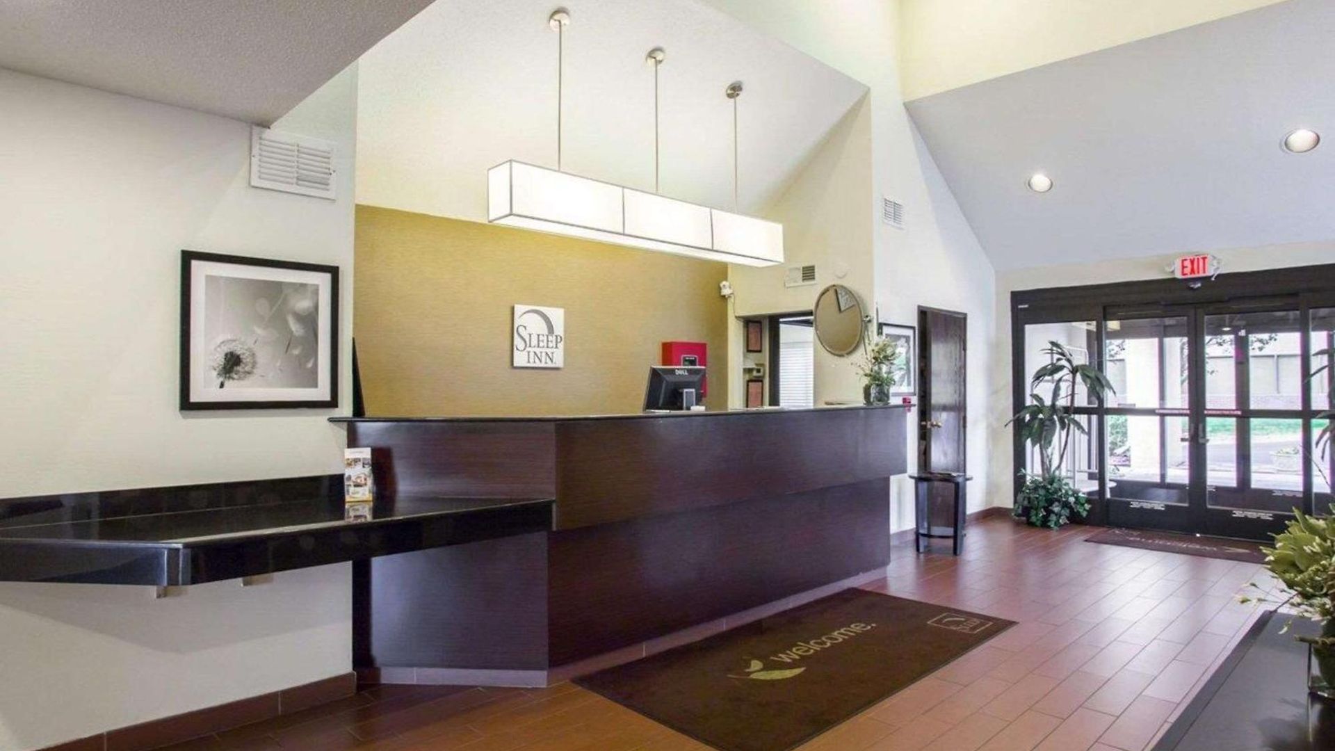 Inn Sleep North - Downtown Area 4*