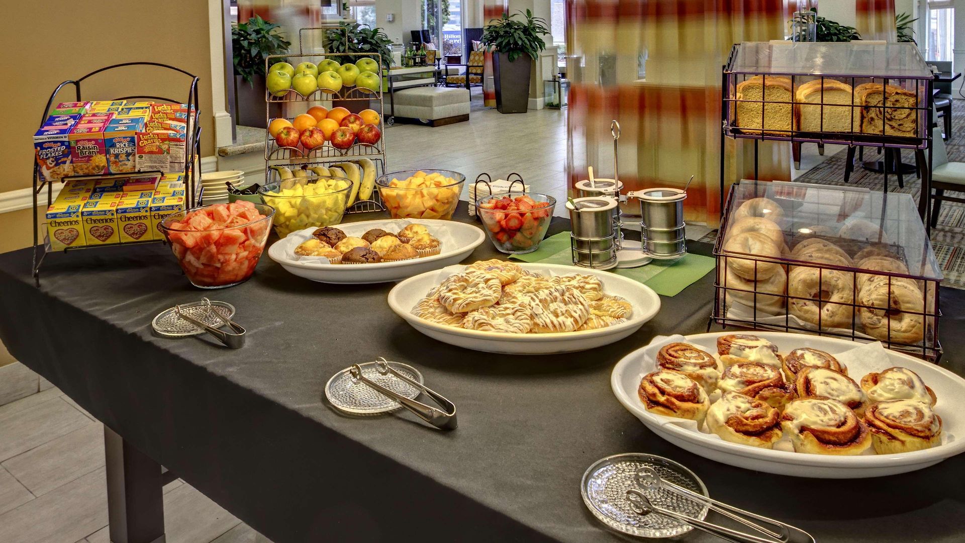Hilton Garden Airport Hotel 3*