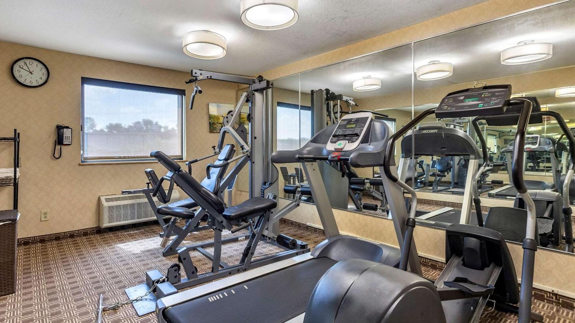Comfort West Inn 4*