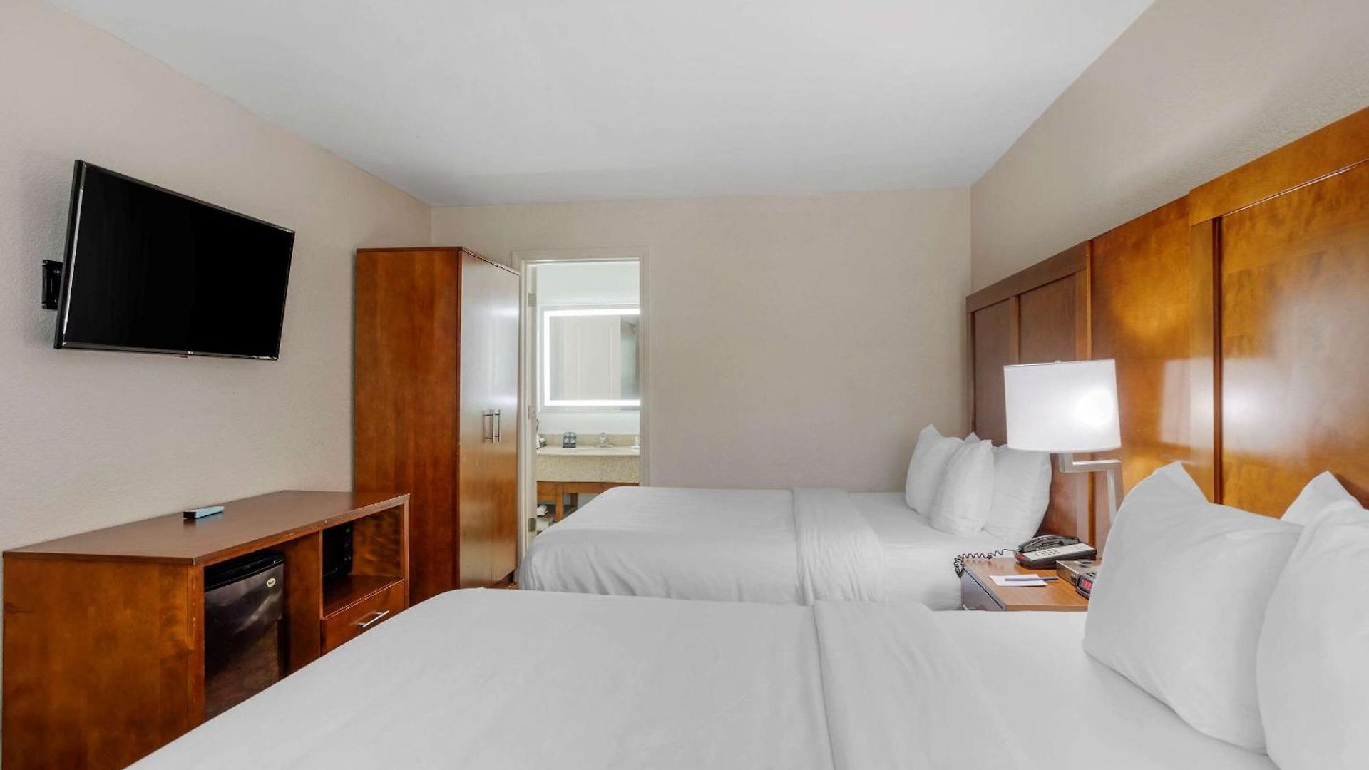 Inn Comfort Downtown - Music Center Nashville