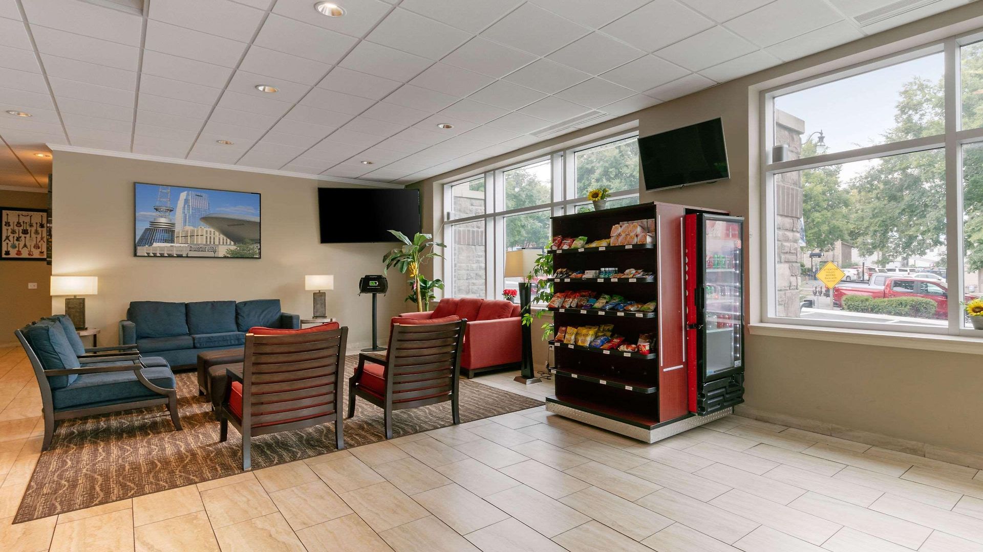 Comfort Downtown - Music Center Inn