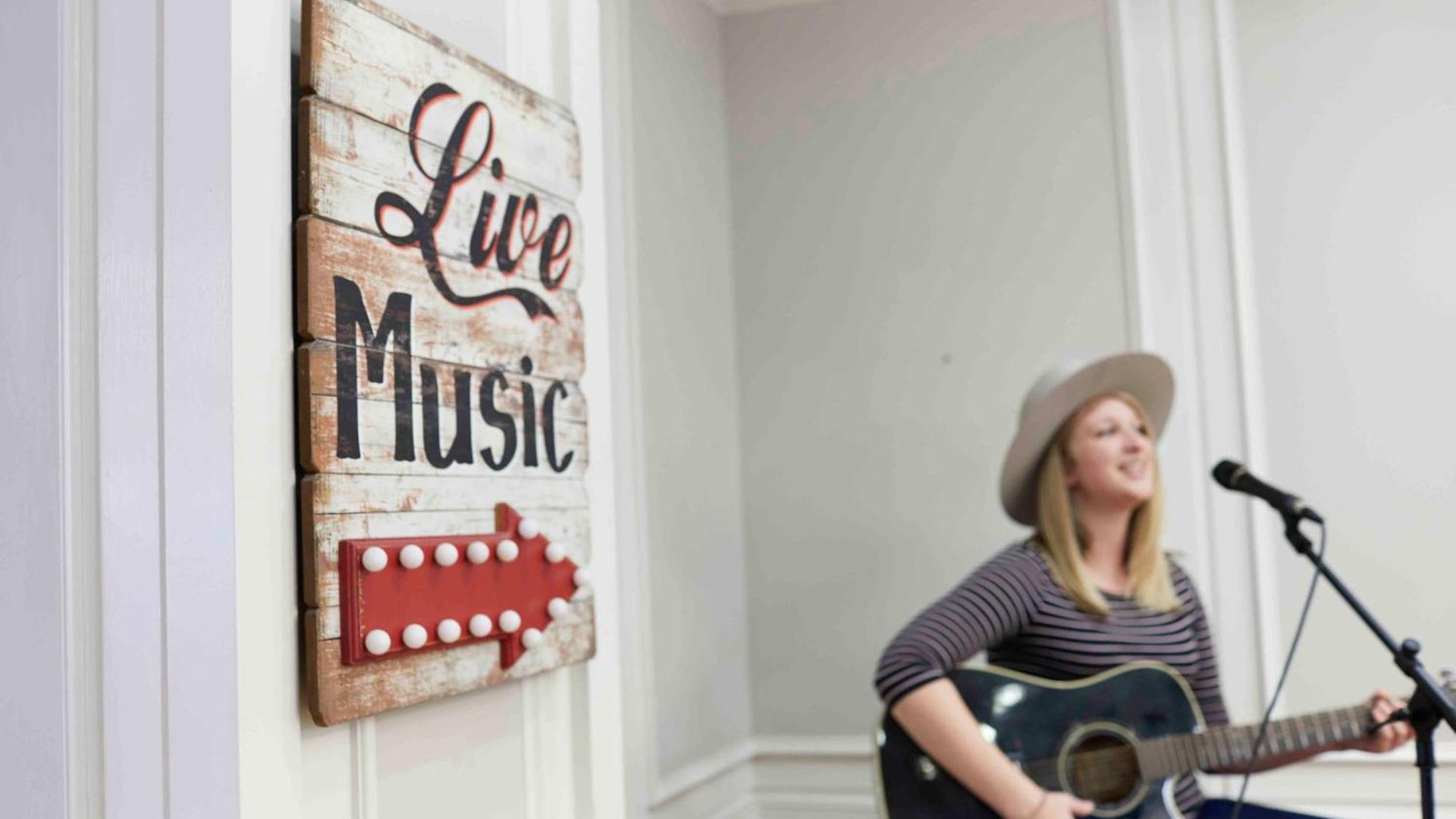 Express Nashville-downtown - Broadway By Ihg Hotel 3*