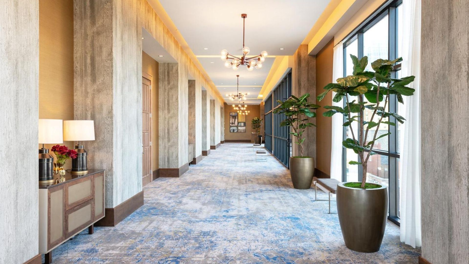 & Downtown - Broadway By Ihg Hotel 3*