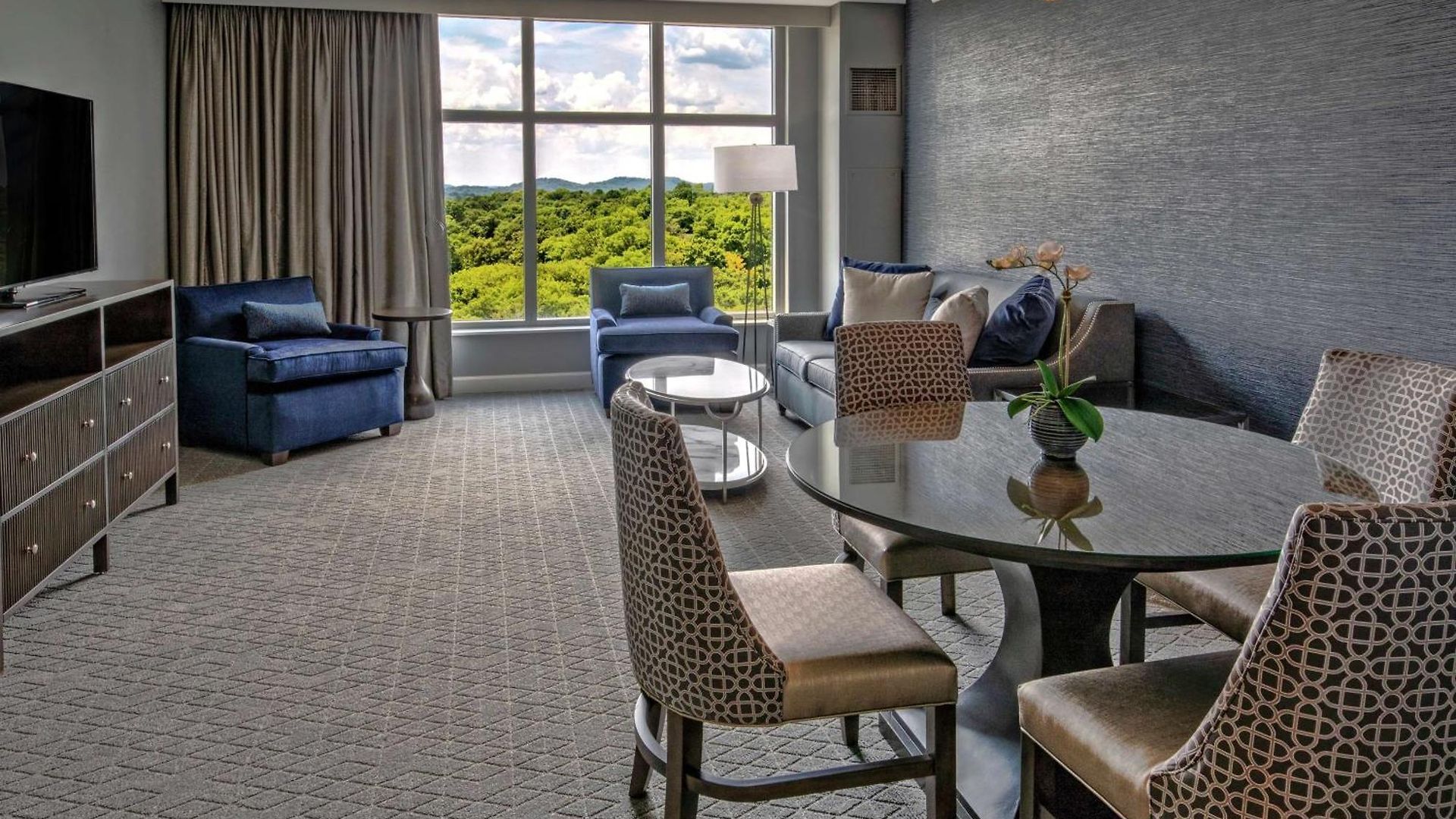 Hilton Hills Hotel Nashville