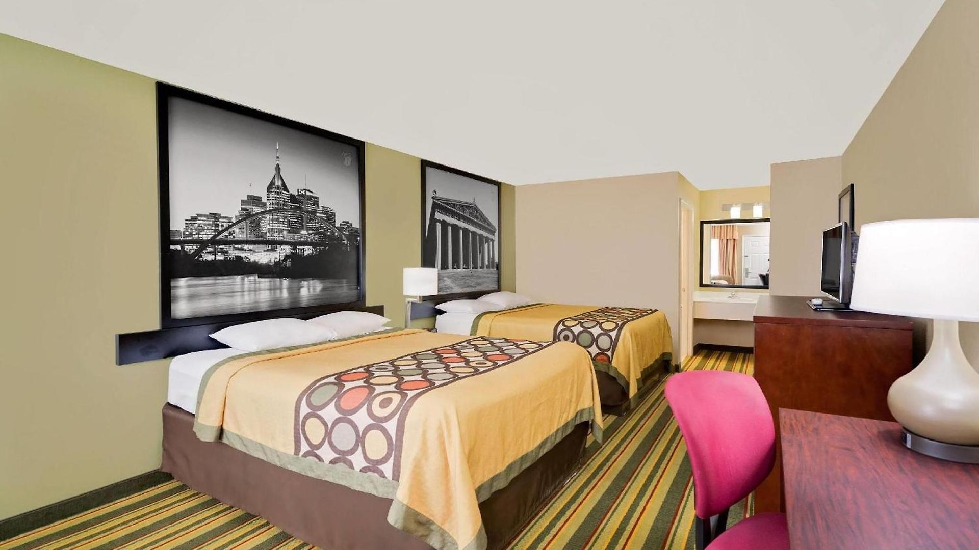 Super 8 By Wyndham Hermitage Nashville
