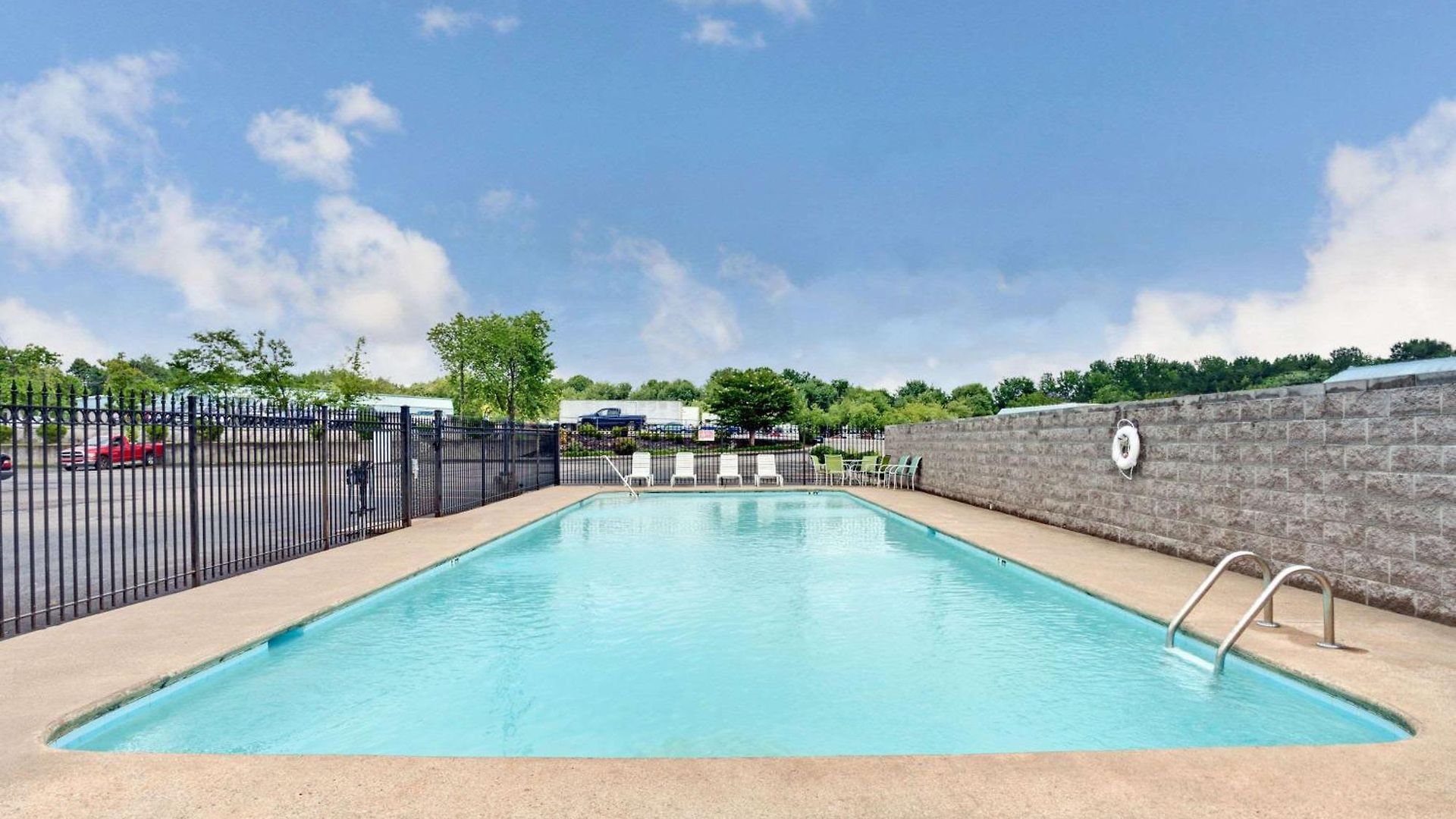 Days By Wyndham Joelton/nashville Hotel Nashville