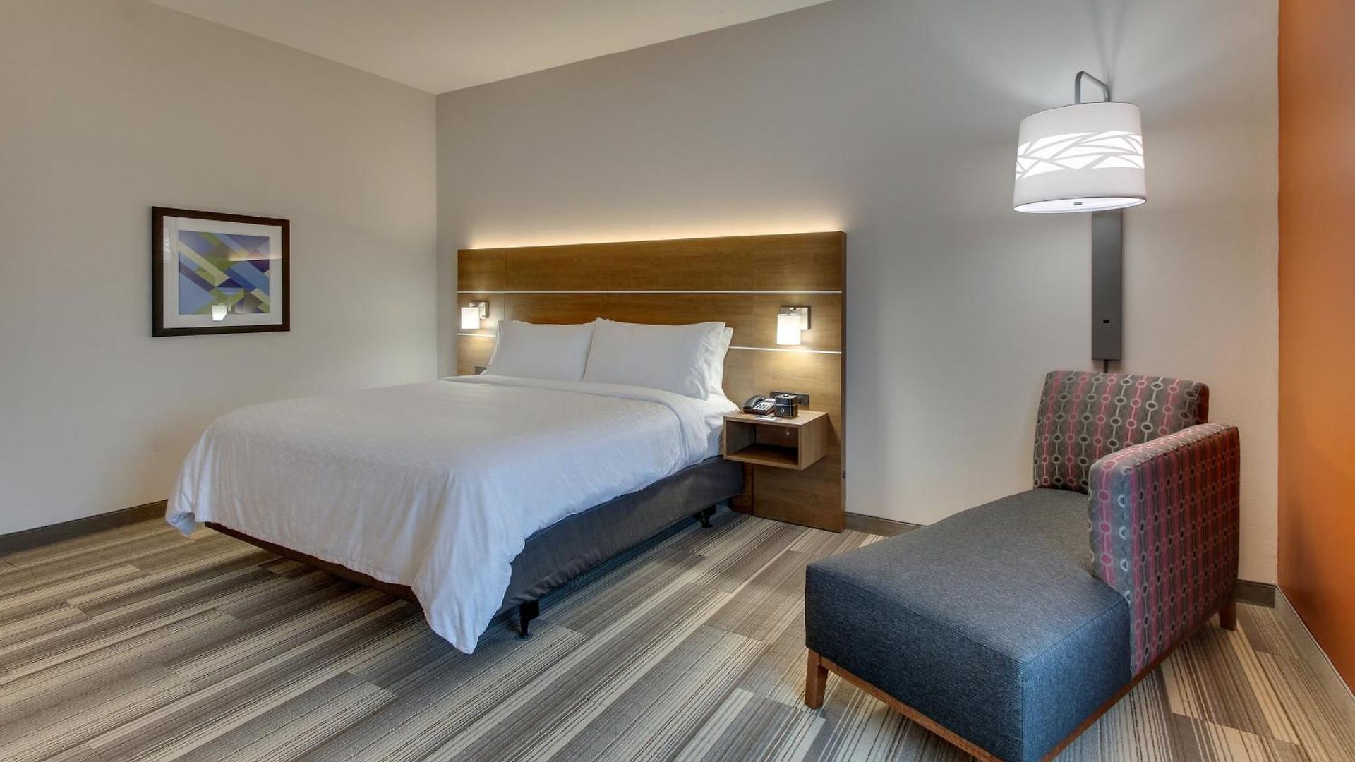 Express & - Metrocenter Downtown By Ihg Hotel