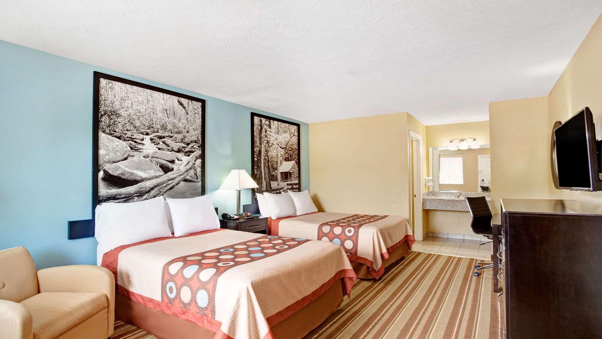 Hotel Super 8 By Wyndham Whites Creek/ Nw Area