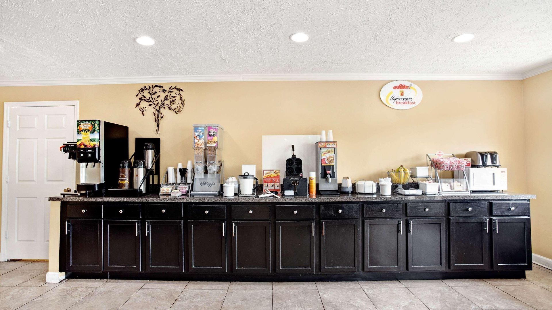Hotel Super 8 By Wyndham Whites Creek/ Nw Area Nashville