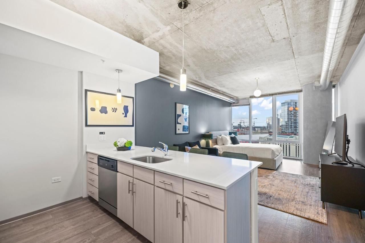Placemakr Premier Sobro Hotel 5*