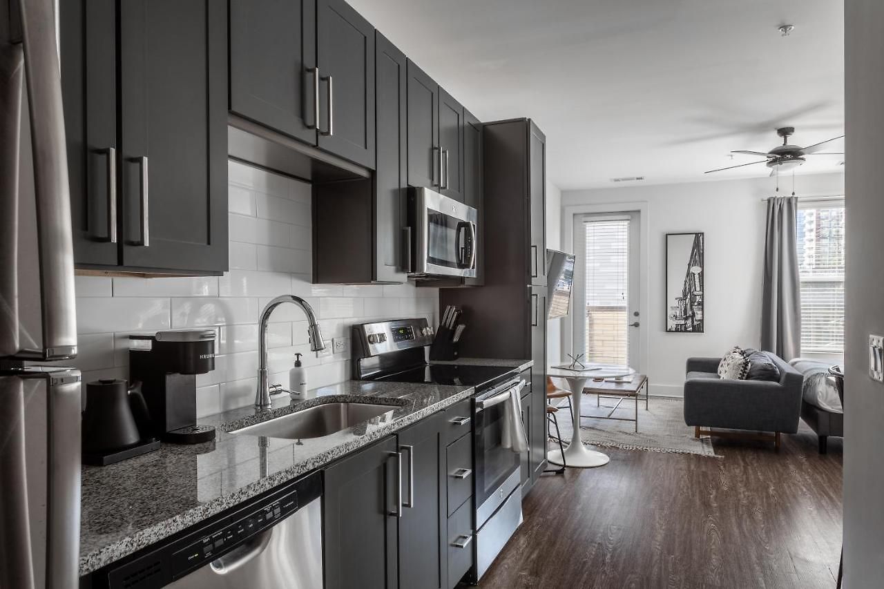 Mint House - Music Row Apartment *