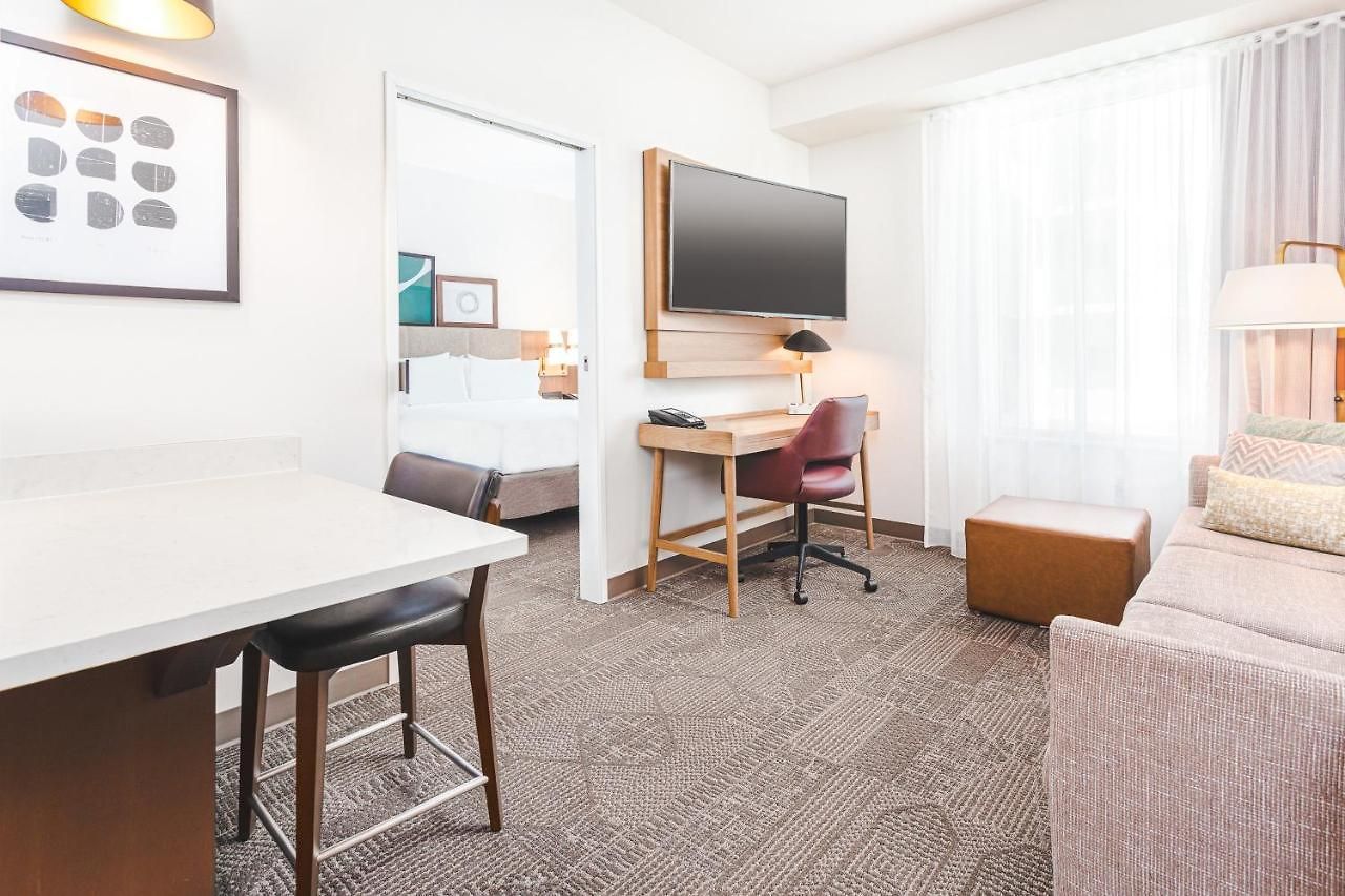 Staybridge - Vanderbilt Area By Ihg Hotel 3*
