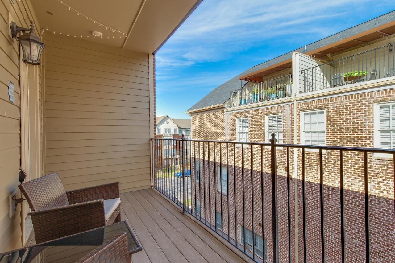 West End Townhome With 2 En-suites And Free Private Parking Nashville