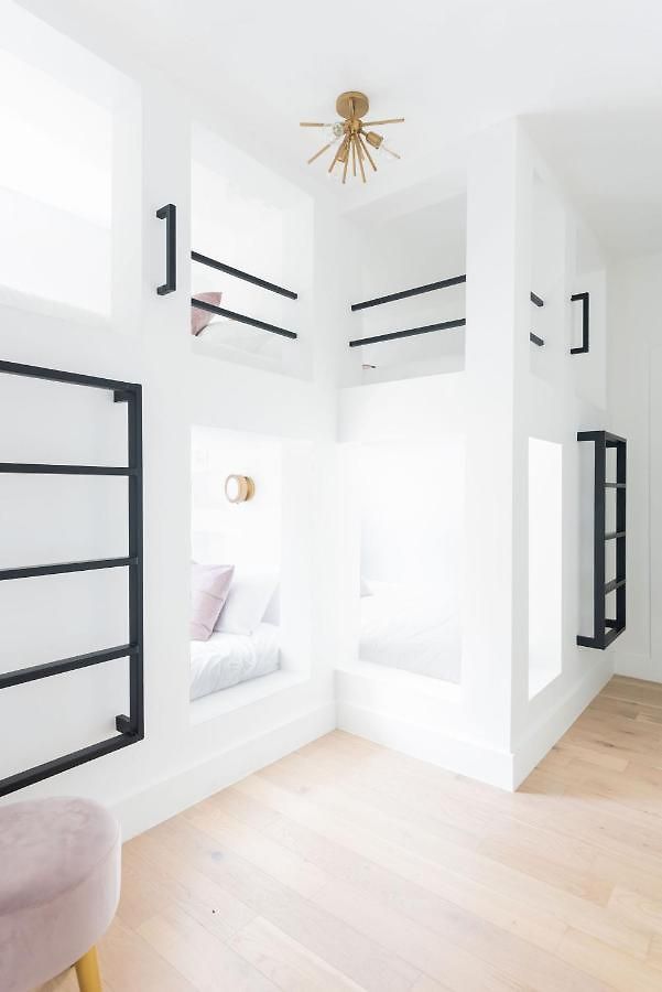 Gated Luxe With Rooftop, Bunk Room, & Parking, Sleeps 10 With King Suite, Queen & Custom Bunks, Gourmet Kitchen With Wine Fridge, Rooftop Patio, Dog Friendly, Dedicated Parking, Mins From Downtown And Broadway, 24 Hour Hospitality * Nashville