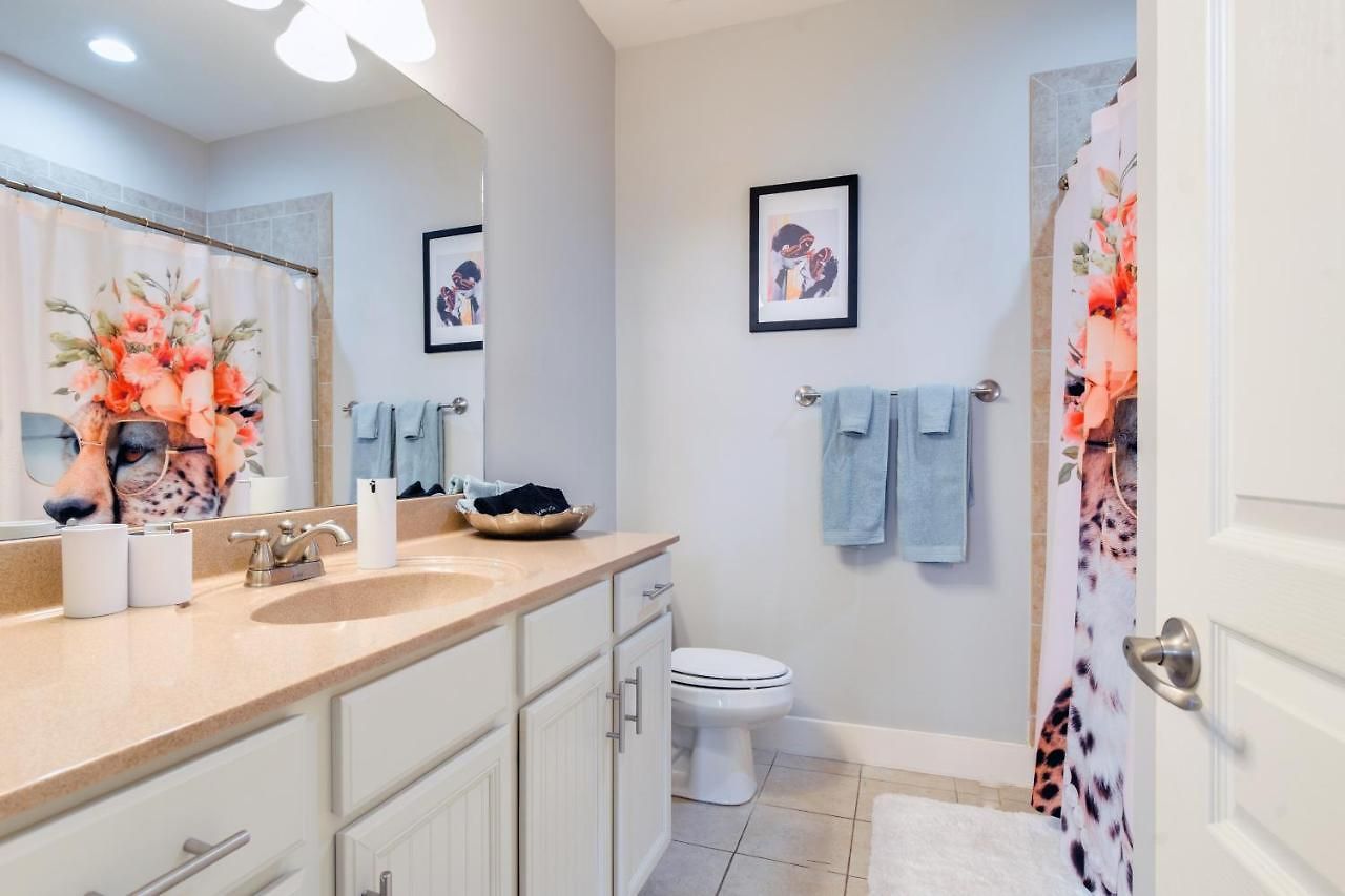 West End Townhome With 2 En-suites And Free Private Parking * Nashville