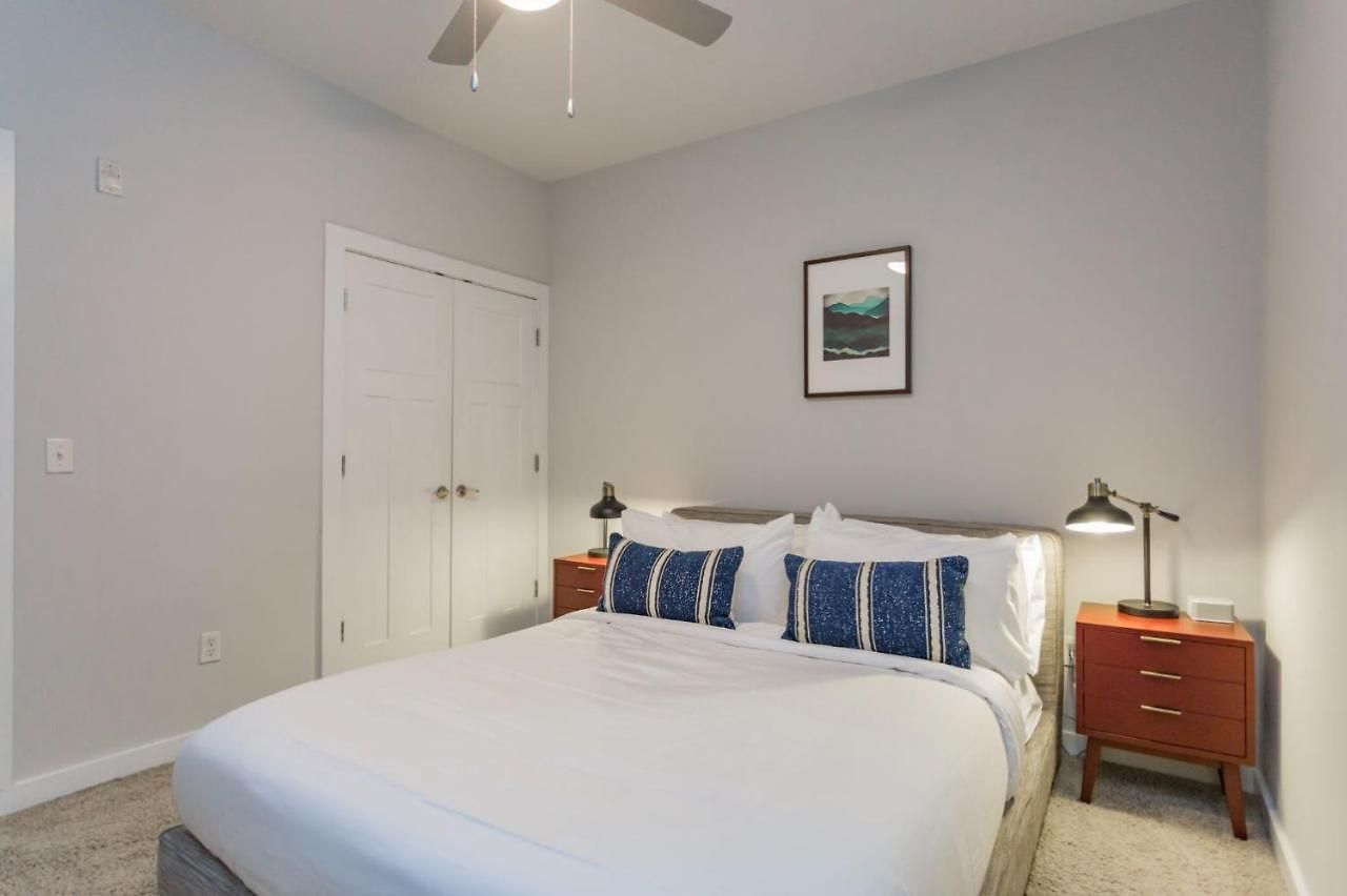 Cozysuites Music Row Spacious 1br In Nashville! 60 Apartment *