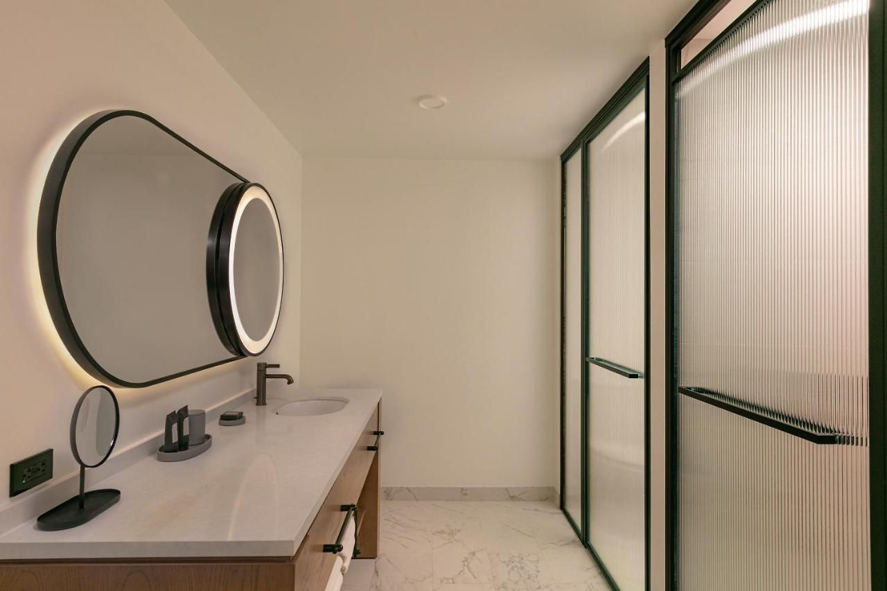 Hotel W 5*