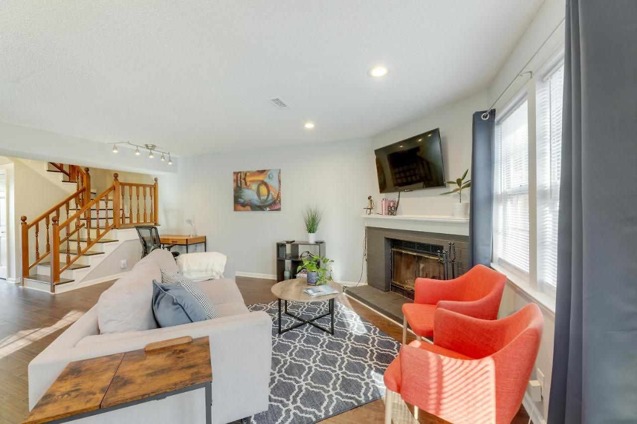 Holiday home Antioch Townhome < 14 Mi To Downtown Nashville! Nashville
