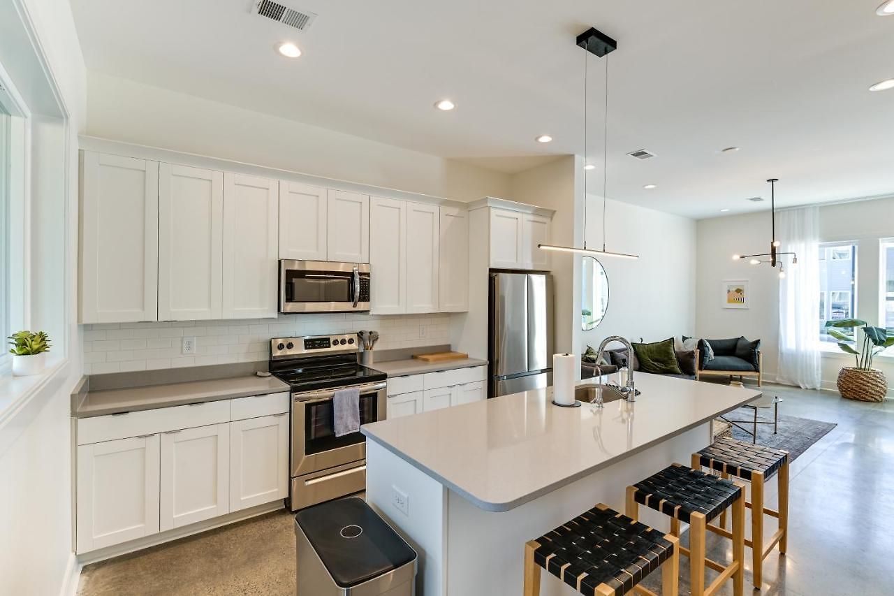 7 Mi To Dtwn Nashville: Modern Madison Townhome Holiday home *