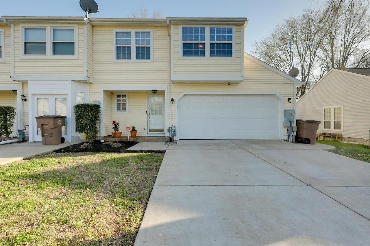 Holiday home Antioch Townhome < 14 Mi To Downtown Nashville! Nashville