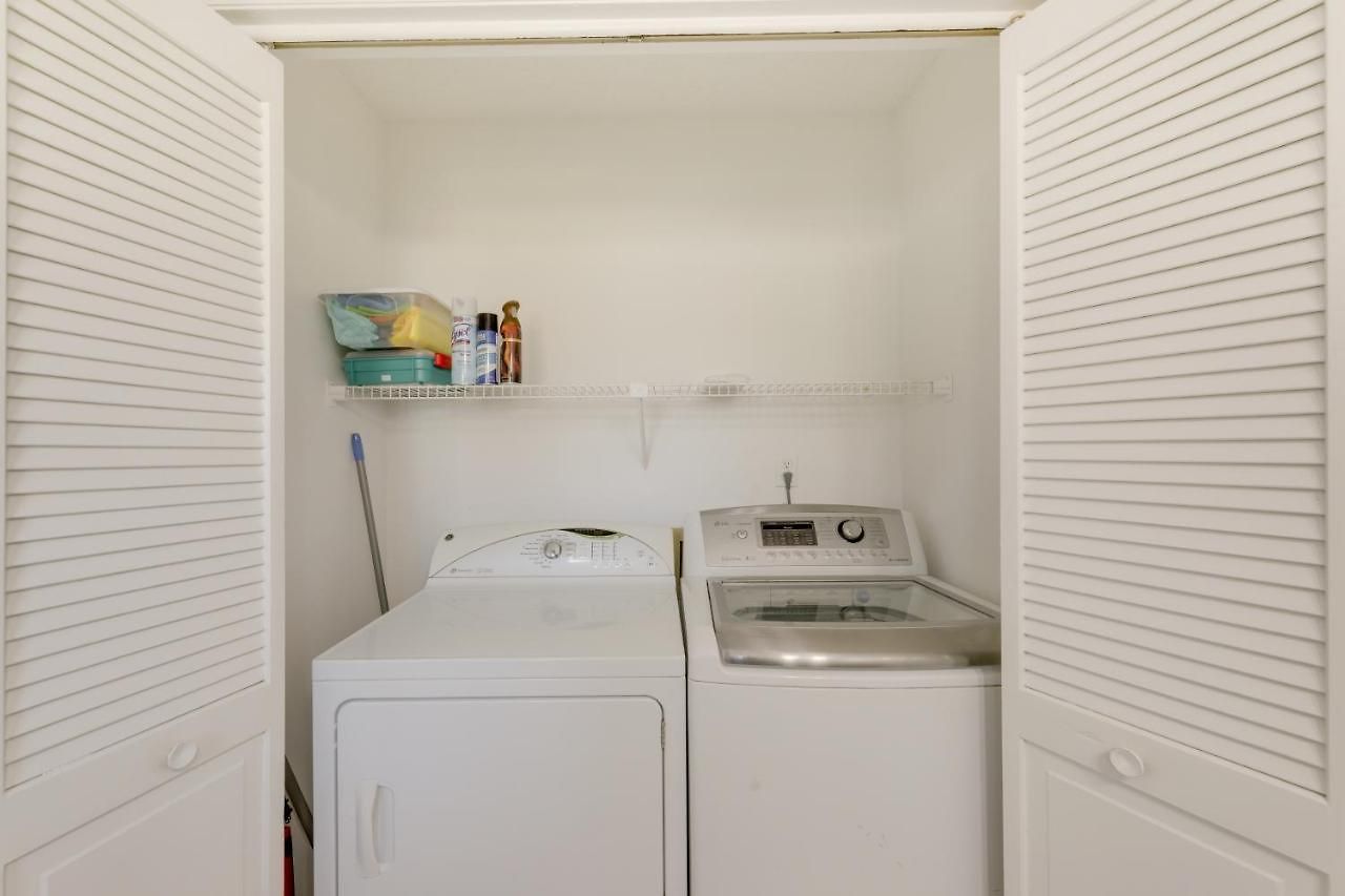 Antioch Townhome < 14 Mi To Downtown Nashville! Holiday home