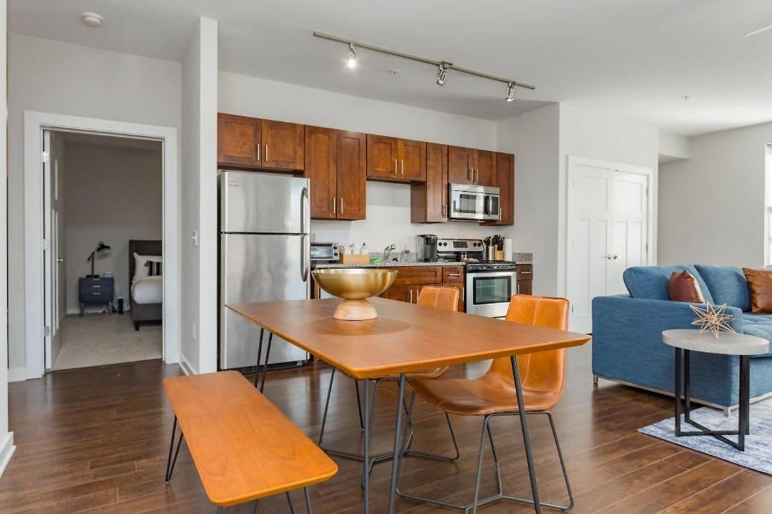 Apartment Cozysuites Music Row Spacious 2br In Nashville! 10