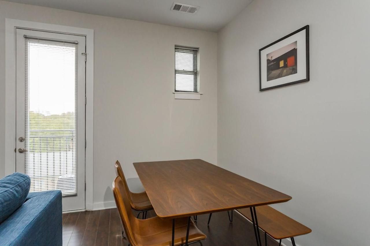 Cozysuites Music Row Astonishing Studio! 53 Apartment