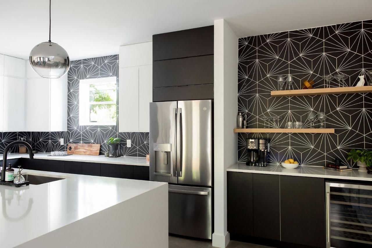 Gated Luxe With Rooftop, Bunk Room, & Parking, Sleeps 10 With King Suite, Queen & Custom Bunks, Gourmet Kitchen With Wine Fridge, Rooftop Patio, Dog Friendly, Dedicated Parking, Mins From Downtown And Broadway, 24 Hour Hospitality Nashville