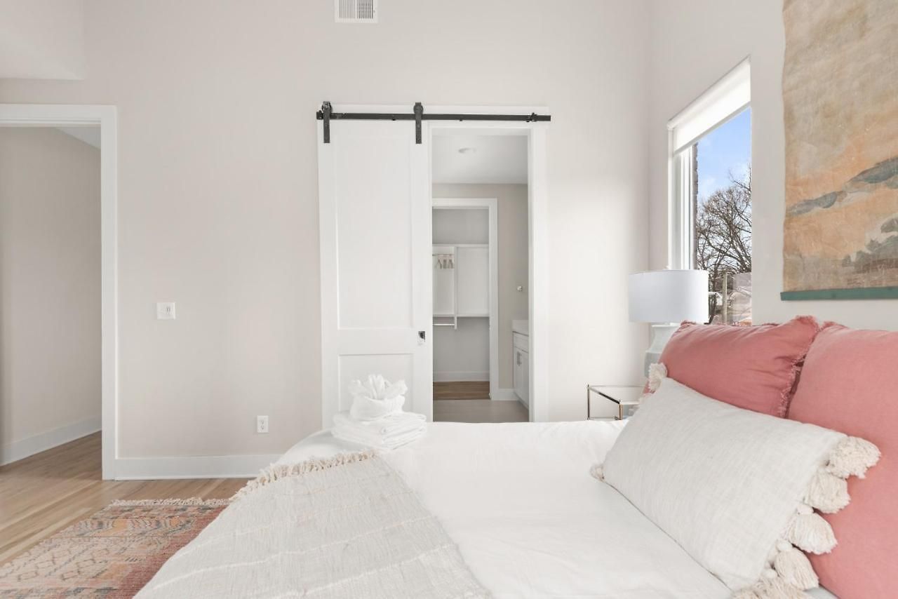 Serene Boho Chic Home-mins To Dt