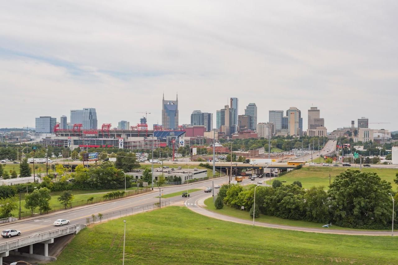Holiday home Luxe Two Bedroom Penthouse With Skyline Views, Internet, Gym Nashville