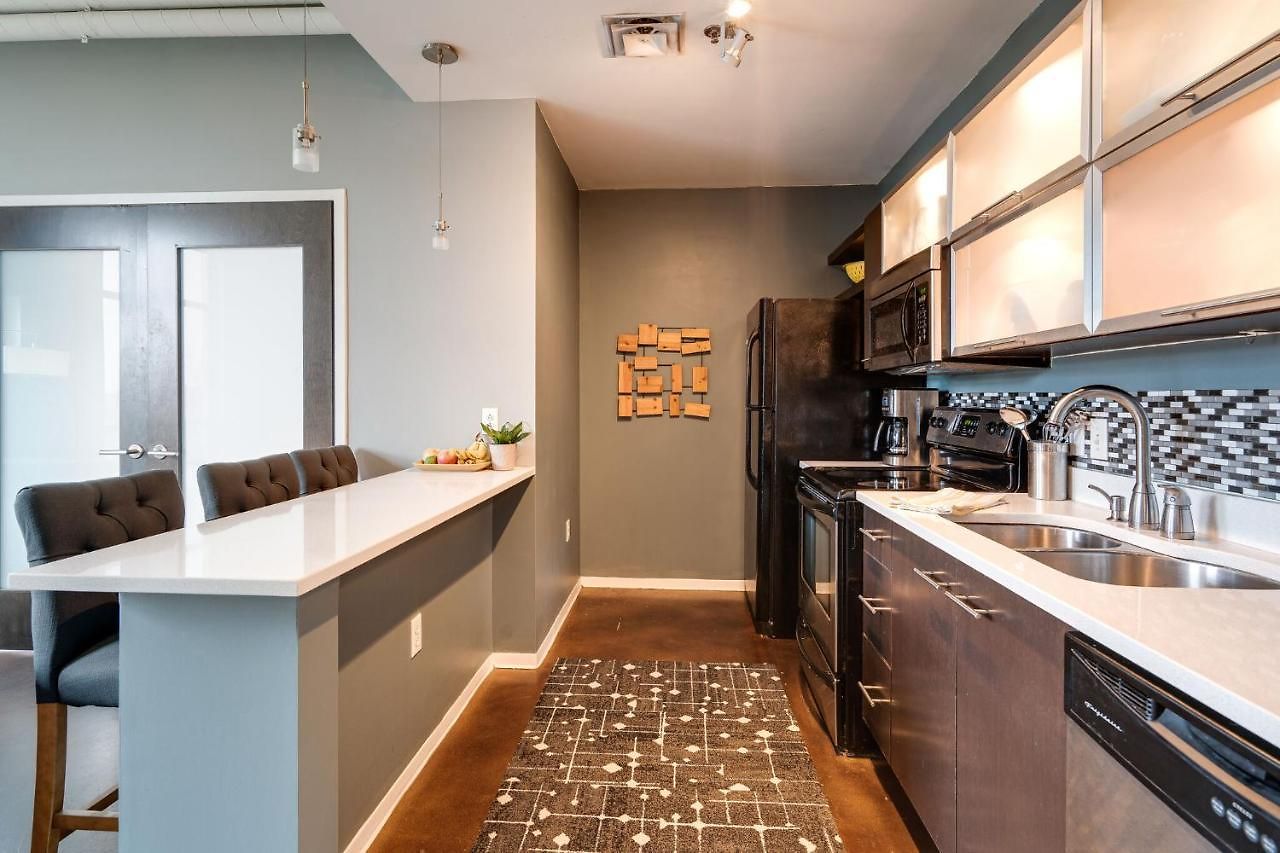 Holiday home Smart, Stylish Music - Concierge, Restaurants, Gym, Rooftop Patio, Parking