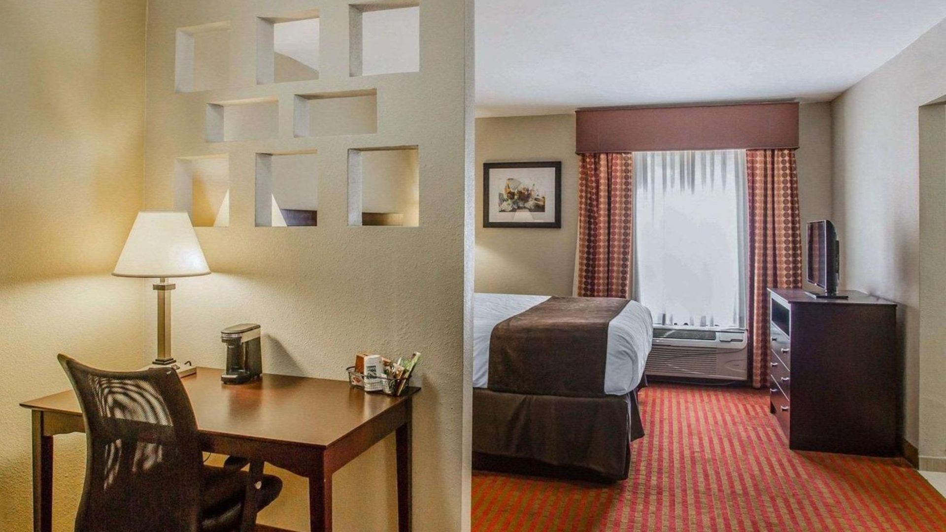 Quality Airport Hotel