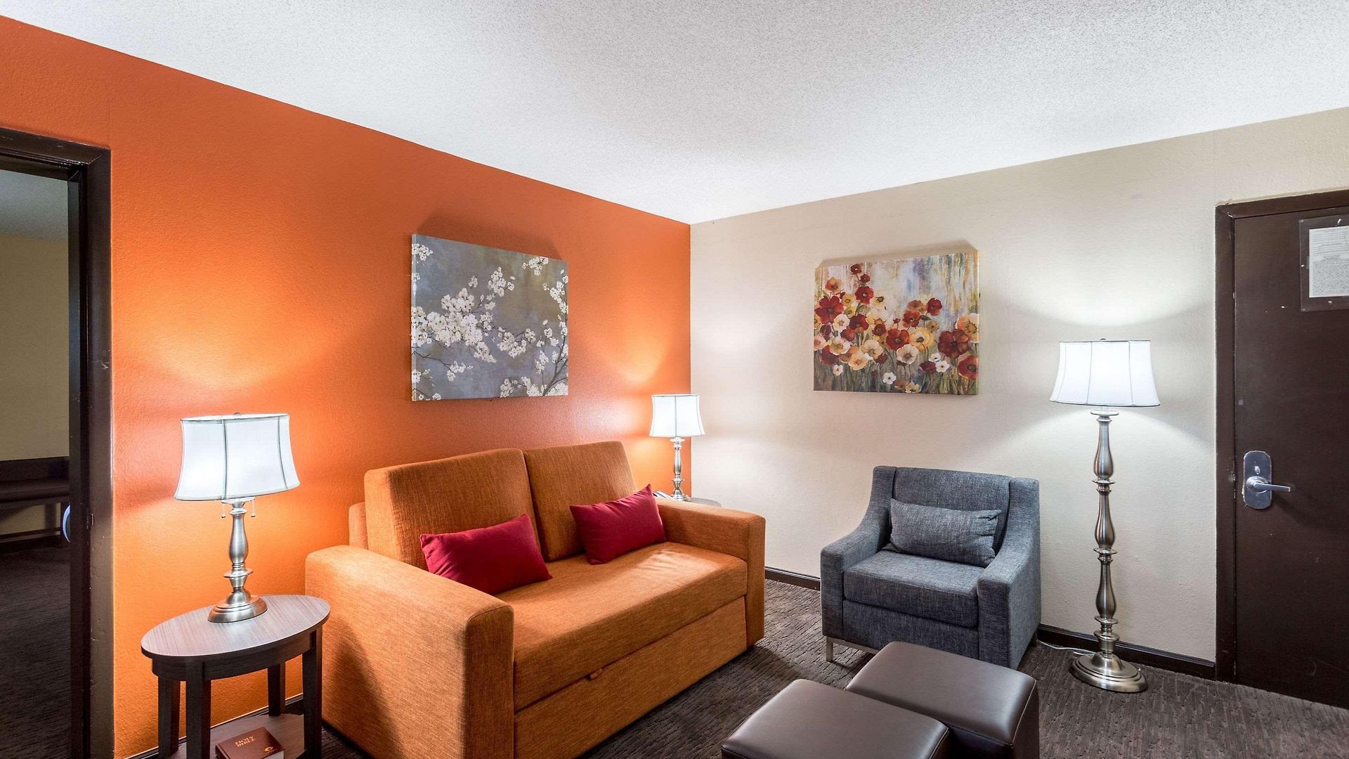 Hotel Comfort & Downtown - Stadium 4*