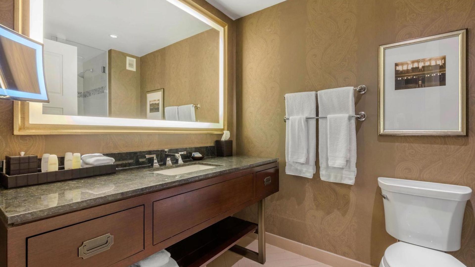 Hotel Omni 4*