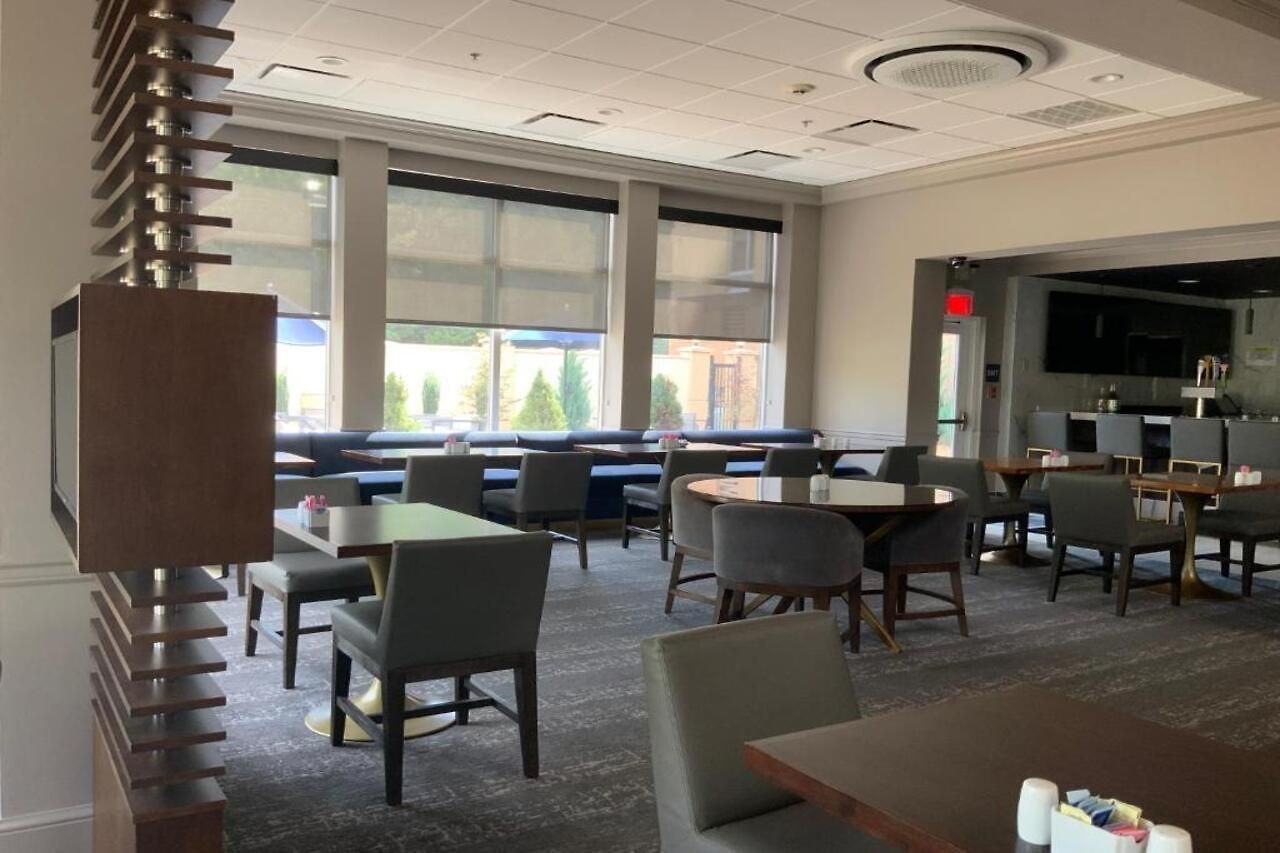 Hotel Hilton Garden Airport 3*
