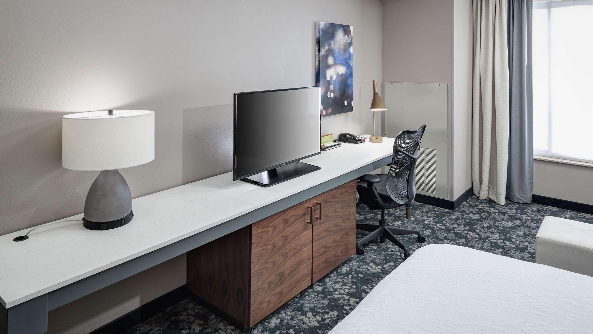 Hilton Garden Vanderbilt Hotel 3*