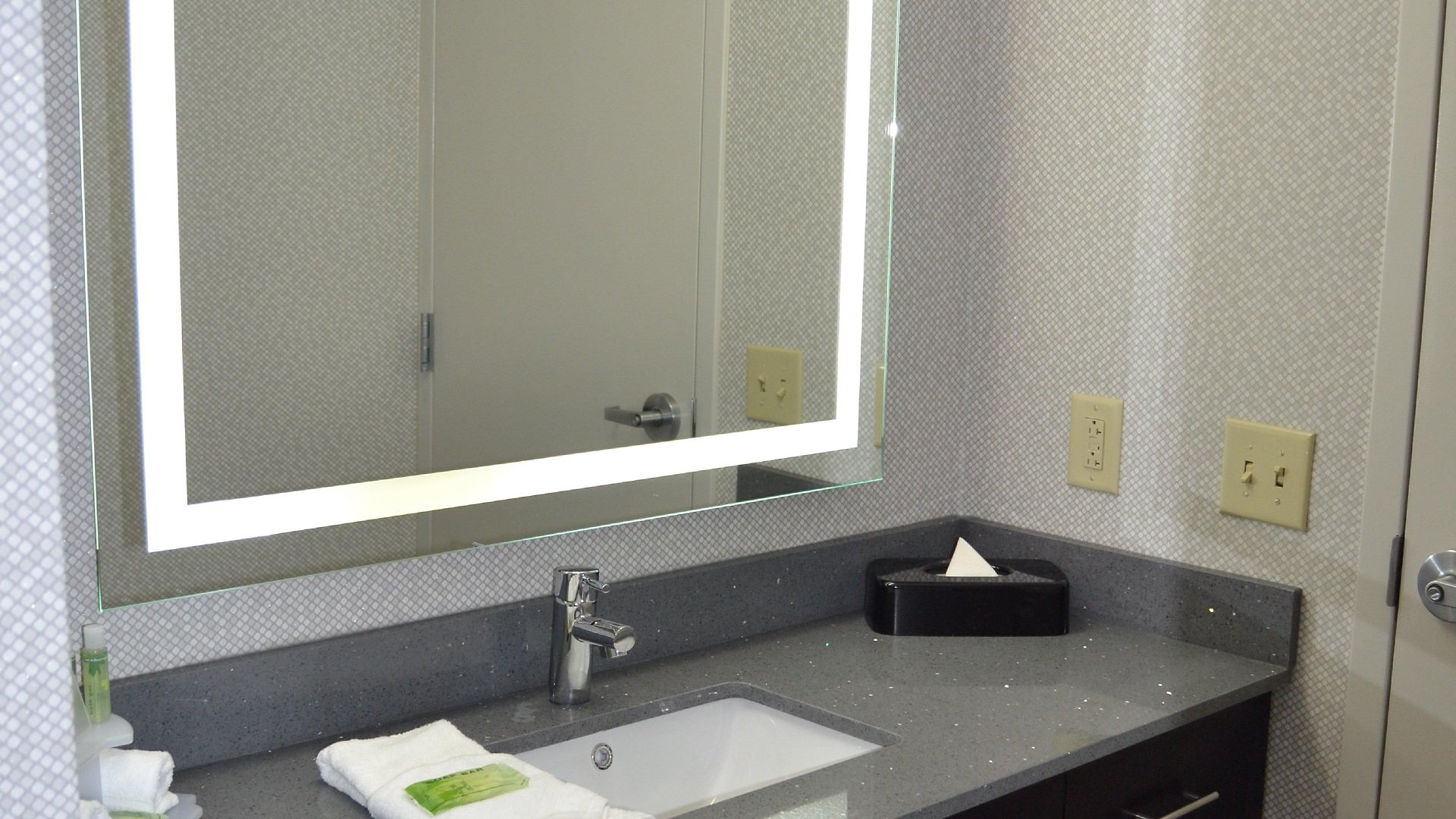 Hotel Express & Southeast - Antioch By Ihg