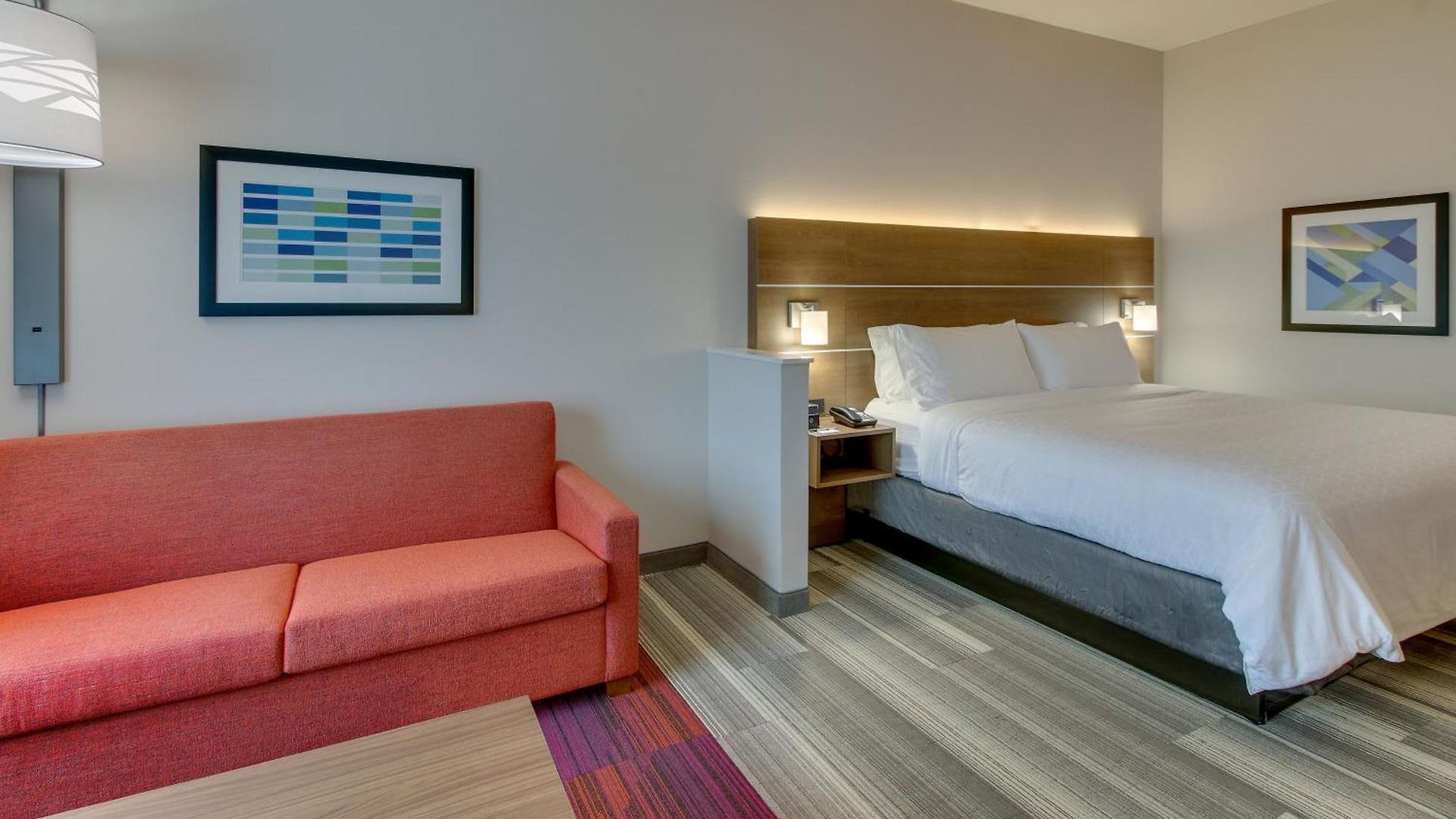 Express & - Metrocenter Downtown By Ihg