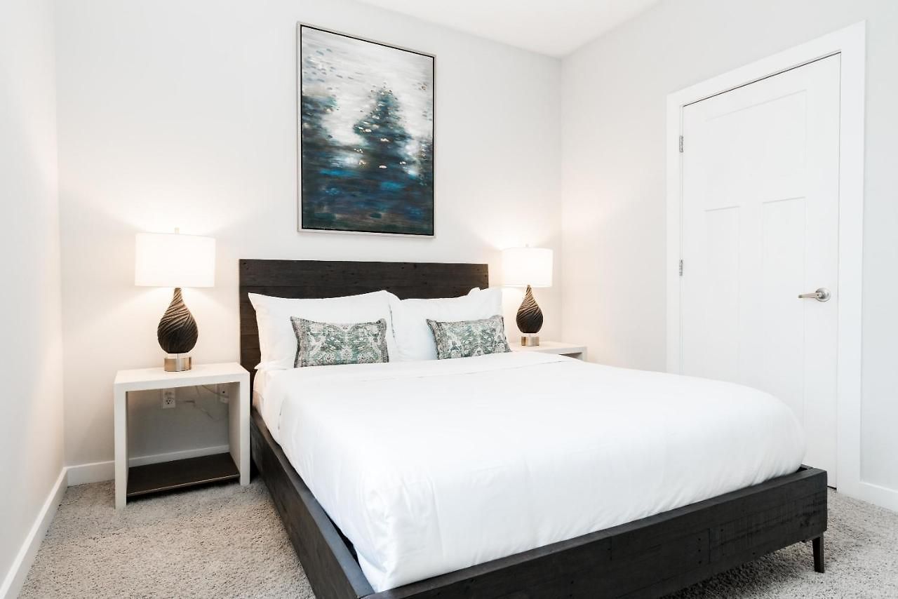 Cozysuites Music Row Stunning 2br In 20 *