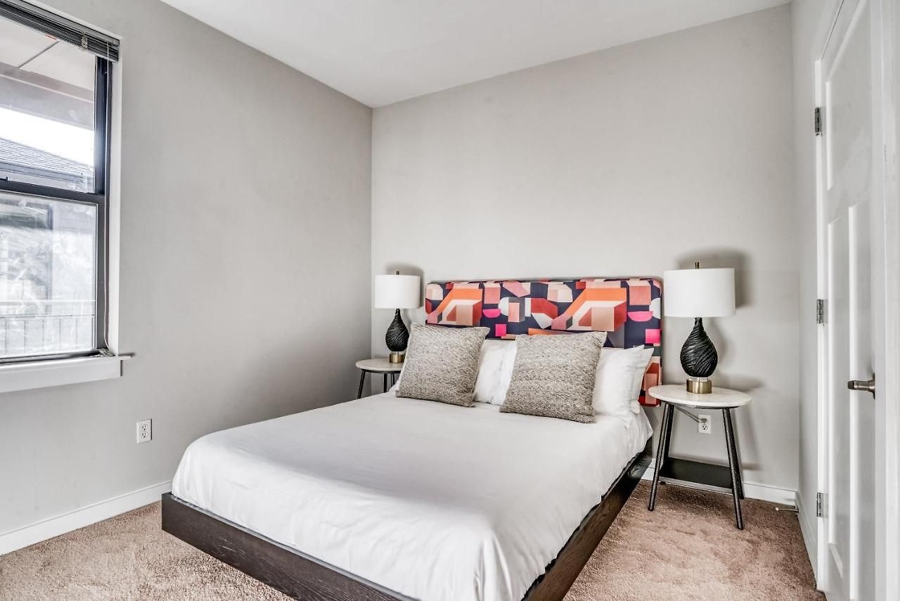 Cozysuites Music Row Spacious 2br In Nashville! 01 *