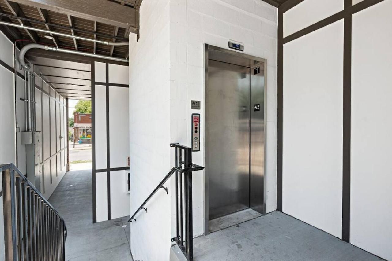 Apartment Tranquil Haven Close To Broadway With Free Parking