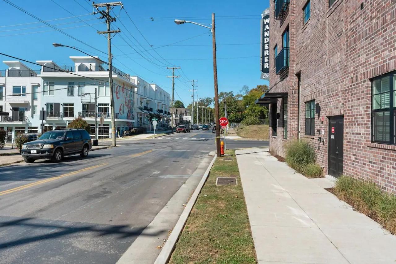 Apartment Chic East With Free Parking 3 Mi To Broadway *