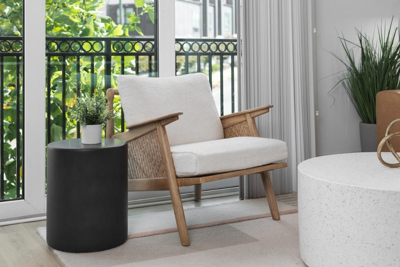 Trendy Spacious Condo, Walk To Coffee And Restaurants Apartment Nashville