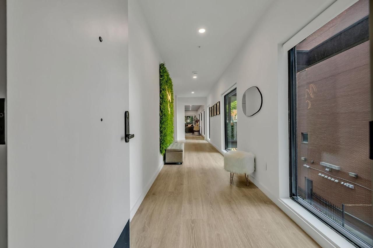 Huge Downtown Corner Unit- Pool-gym-walk 2 Broadway Aparthotel 4*