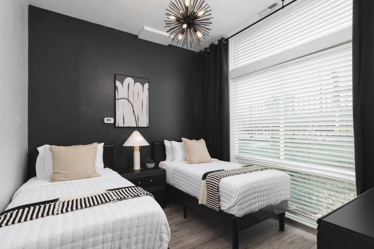Modern Comfort Only 2 Mile To Downtown Broadway Apartment Nashville
