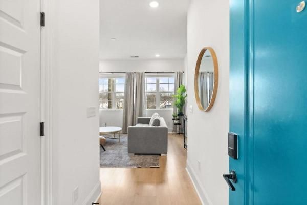 Apartment Near Downtown Broadway & Stadium - Free Parking Nashville
