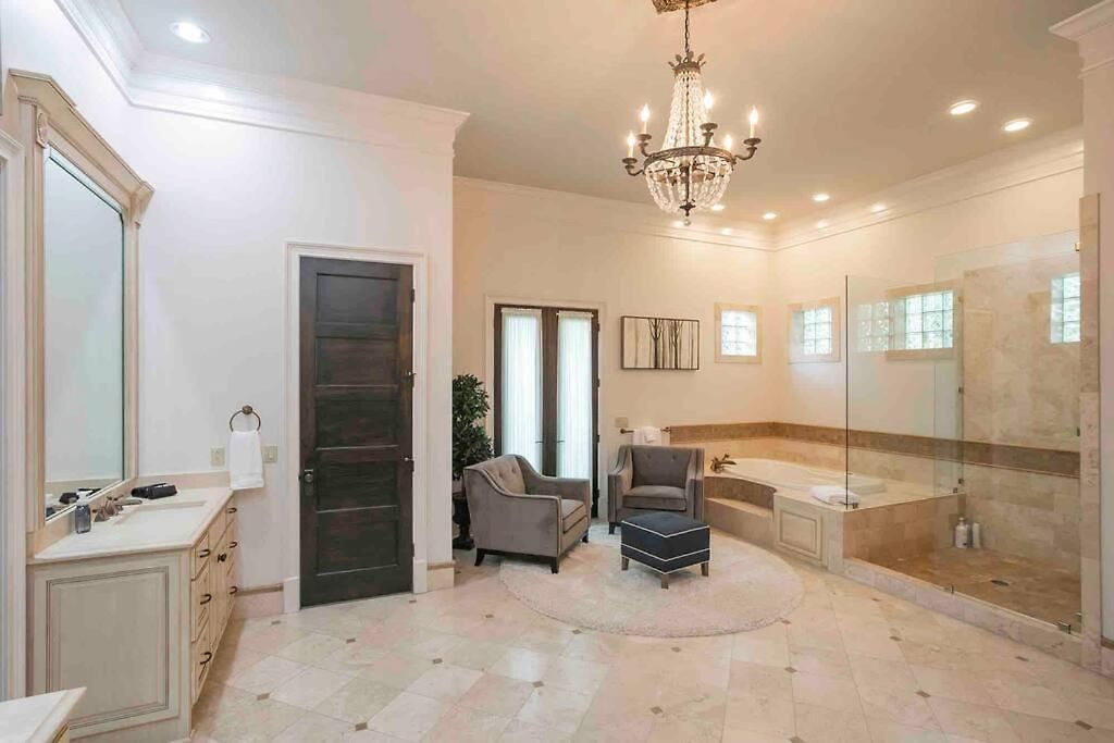 Supreme Luxury For Discerning Tastes Holiday home *