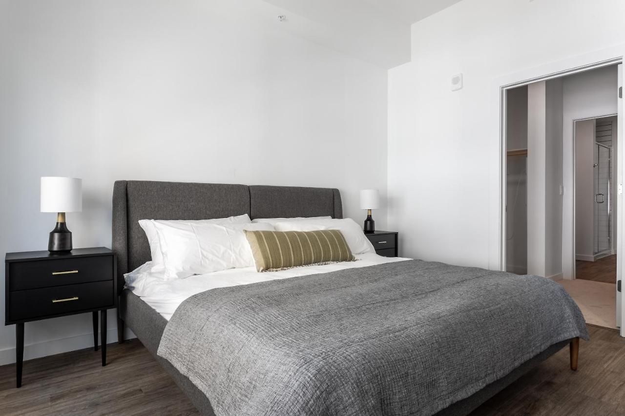 Mint House - The Gulch - Division St 4*