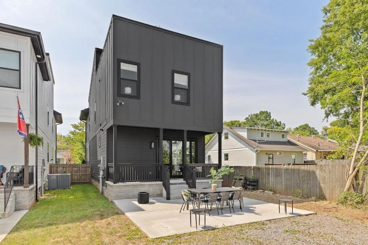 Holiday home Huge Rooftop Patio At Stunning Spacious House *